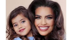 Pela primeira vez, Miss Universo AM terá mãe candidata ao título