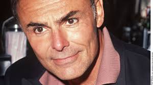 Alle filme mit john collins. Hollywood Trauert Um Star Schauspieler Bekannter Darsteller Aus Den 80er 90er Gestorben