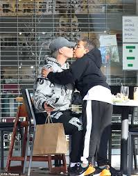 Последние твиты от jarome luai (@jaromeluai_). Amber Rose Kisses Son Sebastian On Family Breakfast Outing With Boyfriend Ae Readsector Female