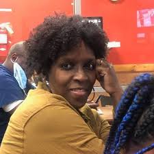 Tamela Holmes (@TamelaRHolmes)