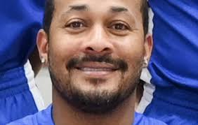 Charles Auto Family's Getting to Know: Ravenna basketball coach Marlon  Jones