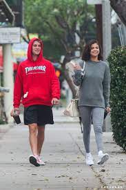 It certainly wouldn't be the first time the young couple has hit pause on their relationship. Selena Gomez And Justin Bieber Out In La November 2017 Popsugar Celebrity