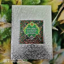 Dan ayatayat alquramp39an yang ada di dalam buku majmu. Kitab Majmu Syarif Saiz Besar Dan Kecil Books Stationery Books On Carousell