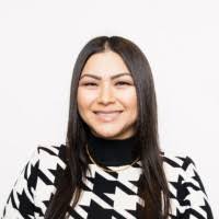 Crystal Willard's Instagram, Twitter & Facebook