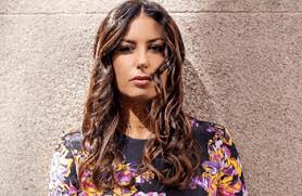 Jun 27, 2021 · estate piena di impegni per elisabetta gregoraci.la showgirl ex moglie di flavio briatore infatti è conduttrice di battiti live, che da metà luglio andrà in onda in prima serata su italia1. Elisabetta Gregoraci Fisico Atomico Scatto Bollente Il Web In Tilt Foto