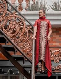 Sementara model pakaian pria lebih didominasi kemeja full tenun ikat dengan desain baju tenun toraja modern. Melihat Lebih Dekat Motif Songket Khas Palembang Nan Anggun Kumparan Com