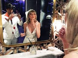 The actress' movie wardrobe was rife with in honor of pfeiffer's 55th birthday today (april 29), here's a look back at her unforgettable style in scarface. photo: These Were The Celebrities Who Won Halloween Best Celebrity Halloween Costumes Celebrity Halloween Costumes Movie Halloween Costumes