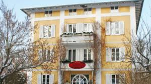 Es ist einfacher geworden in bad tölz immobilien zu mieten, da sich mithilfe des internets sehr viel schneller passende mietimmobilien finden lassenimmobilien in bad tölz zu mieten ist aufgrund der vielzahl attraktiver mietimmobilien empfehlenswerter denn je. Villa Bellaria Umbau Zuklinik Beginnt Im Januar Bad Tolz