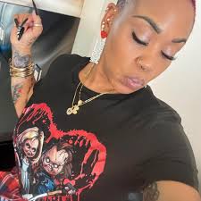 What are some options for a single mother in Clarksville, Tennessee facing  eviction and financial struggles?