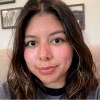 Kim Enriquez's Instagram, Twitter & Facebook