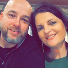 Who is a good family photographer for a good price?