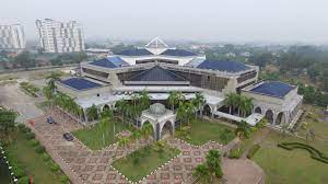 If you are flying into kuala terengganu after the ferries stop running you can easily find a room near the ferry pier here. Perbadanan Perpustakaan Awam Terengganu About Facebook