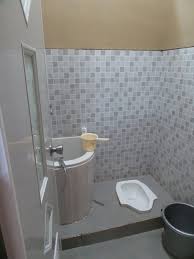 Keramik kia bricko brown 30 x 30. Keramik Lantai Kamar Mandi Murah Cek Bahan Bangunan