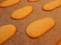 Langues De Chat Facile Et Rapide Recette Ptitchef Langue De Chat Langues De Chat Recette Recette