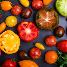 Many of the varieties date back to thomas jefferson's gardens, or russian immigrants, or south american ancestors. 25 Unique And Colorful Heirloom Tomatoes