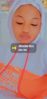 I think the Girls are winning this Challenge🤔Na only think I don think oo  Guys😁 No verse still #mitso #weRise, @danideegh🎙️💥