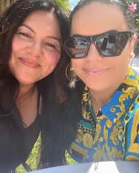 Nobody really likes us except for us. @virgiee_ @beautybyvirgie @alys.saaa