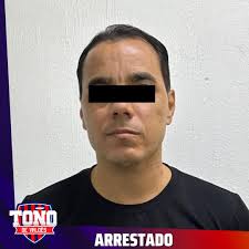 🚨 Omar “N”, histórico goleador de las Chivas, fue detenido en Zapopan. Las  autoridades informaron que enfrenta una investigación por presunto abuso  sexual infantil agravado. En las próximas horas será presentado ante