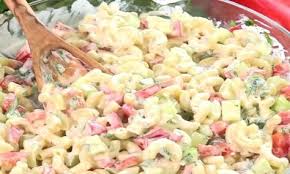 La Meilleure Salade De Macaroni Que J Ai Fait Dans Ma Vie Food Food Network Recipes Food Inspiration