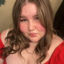 Tomorrow is my daughter's 10th birthday and she wants to go some where that  will sing to her and give her a birthday dessert even though we will have  cake and ice