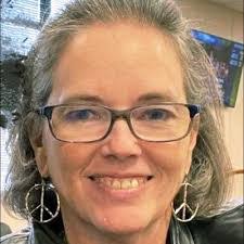 Sandy Taveras's Instagram, Twitter & Facebook