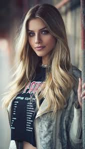 Coldplay Adventure Of A Lifetime Rafo Remix Maxwell Joseph Cover Pin By Jonathan Tavares On Croissir Beauty Women Most Beautiful Faces Most Beautiful Women