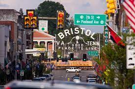 These Two Towns Straddle The Virginia Tennessee Border The Tennessee City Is Doing Fine The Virginia City Is Teetering On Collapse The Washington Post