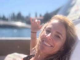 Deborah Kaye (@debkayecomedy) • Instagram photos and videos