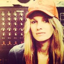 Catherine Marks (@cjmarks)