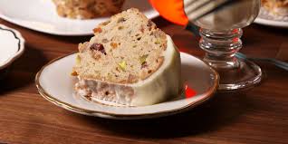 Using unsweetened apple sauce gives this christmas cake moisture and a natural sweetness. 10 Traditional Christmas Breads Easy Recipes For Christmas Breads