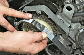 Hier finden sie technische daten, preise, statistiken, tests und die wichtigsten fragen auf einen blick. Keilriemen Und Keilrippenriemen Wechseln Autobild De