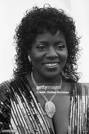 13 Gloria Reiss Photos & High Res Pictures