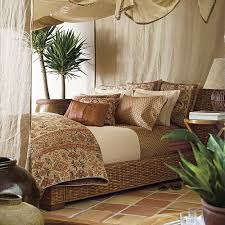 باقة رائعة من اطقم اللحف للغرف النوم الرئيسية الصفحة 2 Bedroom Decor Bedroom Themes British Colonial Decor