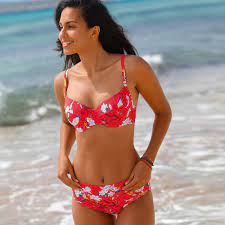 Bonnets doublés de maille, pour un meilleur maintien. Haut De Maillot De Bain Corbeille Imprime Masua Avec Armatures Blancheporte