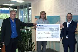 Die älteste von friedrich wilhelm raiffeisen gegründete, heute noch selbstständige genossenschaftsbank der ! Vr Bank Beteiligt Sich Am Digitalen Marktplatz Waller Markt Ww Kurier De