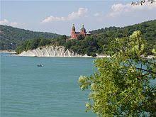 Fügen sie die stadt krasnodar (russland) zu ihrer liste hinzu und verwenden sie die tabelle, um ihre zeitzone mit einer anderen zone oder einer anderen ortszeit visuell zu vergleichen. Region Krasnodar Wikipedia