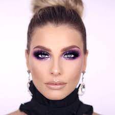 How To Wear The Comeback 80s Makeup Trends Now Beauty Hair Makeup 80s Makeup Trends Glamorous Makeup