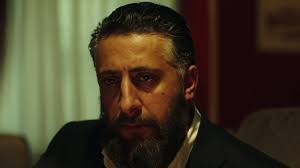 Června 1976 v sutton coldfield ve velké británii. Prime Video 4 Blocks Season 2
