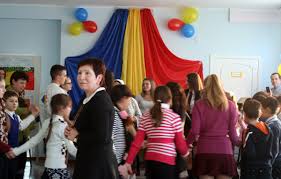 Şcoala profesională din ungheni 64 km. Romania Gest De SusÈinere Pentru Liceul Teoretic Mihai Eminescu Din Comrat