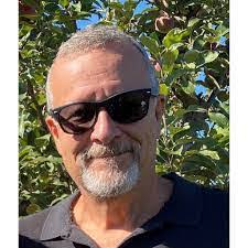 Robert Tortorella's Instagram, Twitter & Facebook