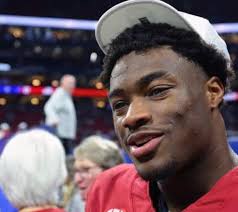 Two Alabama players announce departures ahead of season