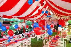 Come see these amazing circus decorations while they last! J A J A R A M A Manu S 1st Birthday Carnival Carnival Birthday Party Theme Carnival Decorations Circus Theme Party