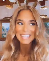 Throwing an intimate backyard family wedding during a pandemic takes  bravery and courage. @tarinamodelina fearless Midsommar wedding is giving  me so much joy right now! It was such a pleasure getting to