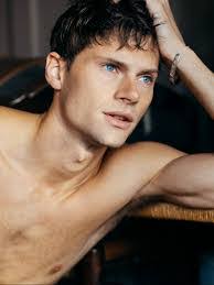 Fabian Gray's Instagram, Twitter & Facebook