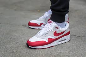 Nike Air Max 90 1 University Red On Feet Sneaker Review Nike Air Max 90 Nike Air Max Air Max