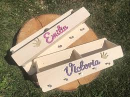 Kleiderhaken mit name des babys. Children S Wardrobe Xl With Wooden Storage Box Children S Wardrobe With Compartment Personalized Wardrobe With Name And Symbol Kindergarderobe Kindergarderobe Mit Ablage Garderobe Selber Bauen