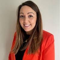 Emma Reardon's Instagram, Twitter & Facebook