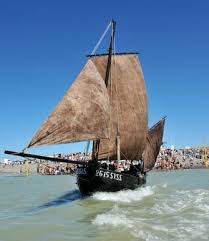 Berck Sur Mer Le Cordier Marianne Toute Seule Foc Bourcet Malet Sont Des Noms Pratiquement Oublies Maintenant Des Noms Pou Berck Plage Bateaux France