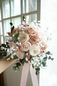 You only need a few supplies and you'll save money as well as ensure the she has also created a diy online wedding planning workshop for couples, called plan your wedding like a pro. she currently resides in greece where. Pretty Simple Wedding Flower Arrangements Hand Bouquet Wedding Bridal Bouquet Flowers Simple Wedding Bouquets