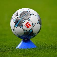 Noch am gleichen tag wurde der 26. Bundesliga 2020 2021 Neuer Starttermin Bestatigt Dfb Pokal Finale Wird Verlegt Fussball